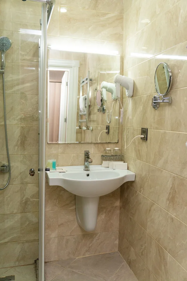 Economy, Double or Twin Bed, Grand Midway Hotel Baku 10/10