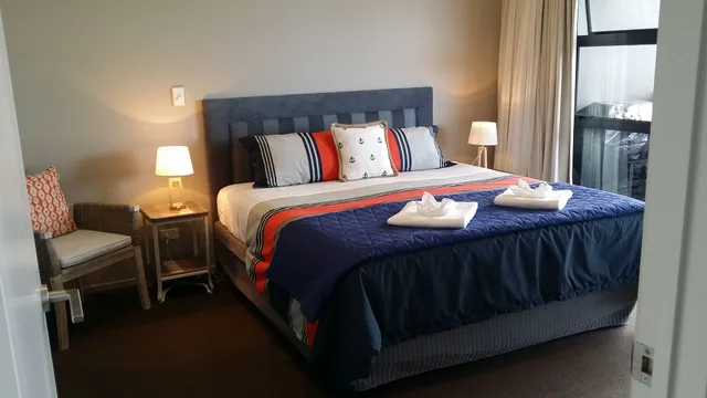 1 Bedroom, Deluxe, Villa, King Bed, Sovereign Pier on the Waterways 2/10