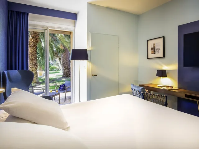 غرفة كلاسيكية بسرير مزدوج بإطلالة على الحديقة، Mercure Marseille Centre Bompard La Corniche 8/10