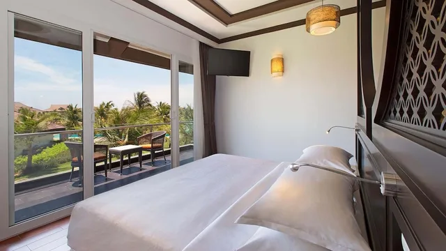 جناح جونيور سوبيريور بسرير كينج بإطلالة على الحديقة، ROBINSON Nam Hoi An 3/4