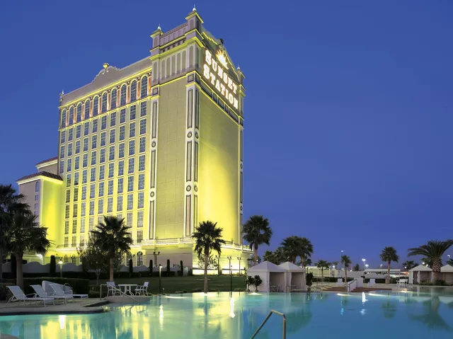 جناح جونيور اقتصادي، Sunset Station Hotel and Casino 3/3