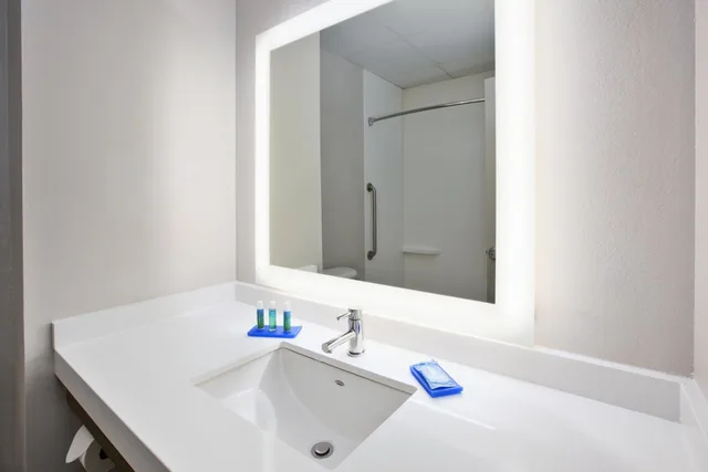 غرفة بسريرين مزدوجين لذوي الإعاقة، Holiday Inn Express & Suites Manchester-Conf Ctr(Tullahoma) 4/5
