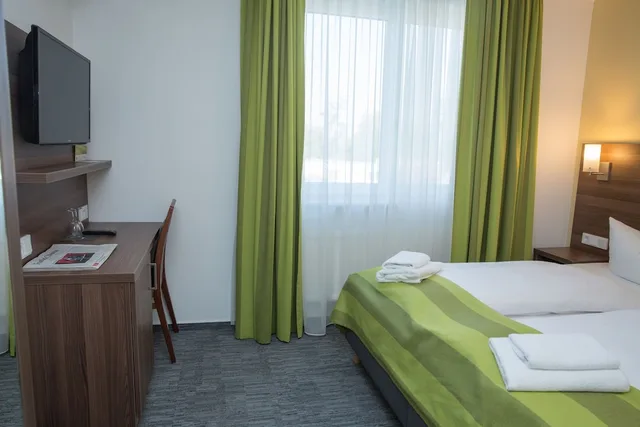 غرفة بسريرين منفصلين، Goethe Conference Hotel 8/10