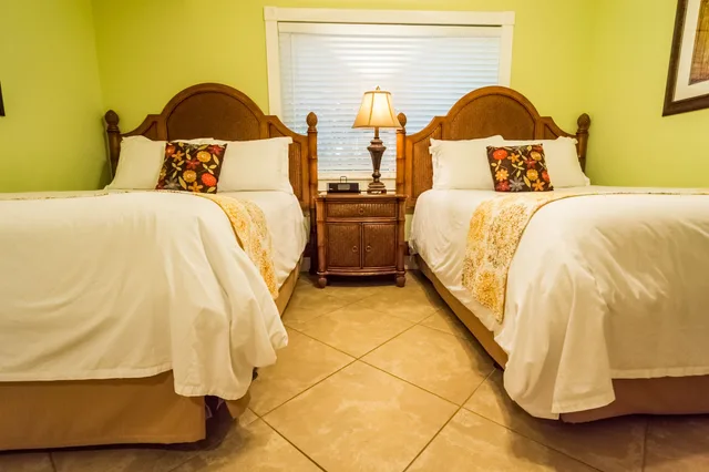 جناح بسريرين مزدوجين بغرفة نوم واحدة، Tropical Beach Resorts 4/10