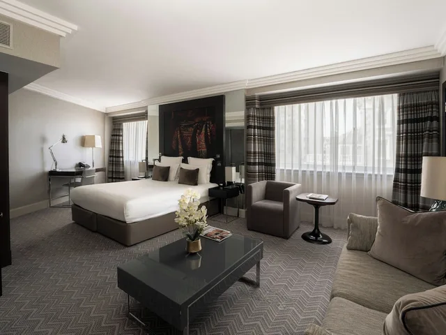 جناح جونيور بسرير كينج، The Lowndes London – A Jumeirah Partner Hotel 1/8
