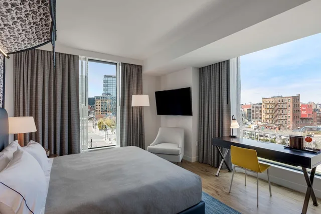 غرفة ركنية بسرير كينج، Canopy by Hilton Boston Downtown 1/7