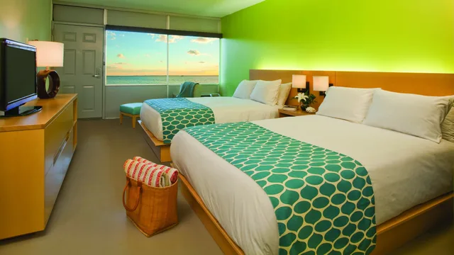 Suite, King Bed, Bay View, Sofa، Harbor Hotel Provincetown 2/4