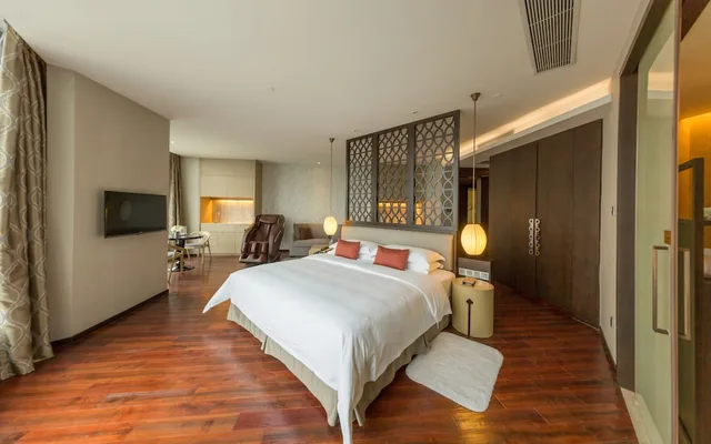 جناح ديلوكس بسرير كينج، Maison New Century Hotel Dongguan 2/5