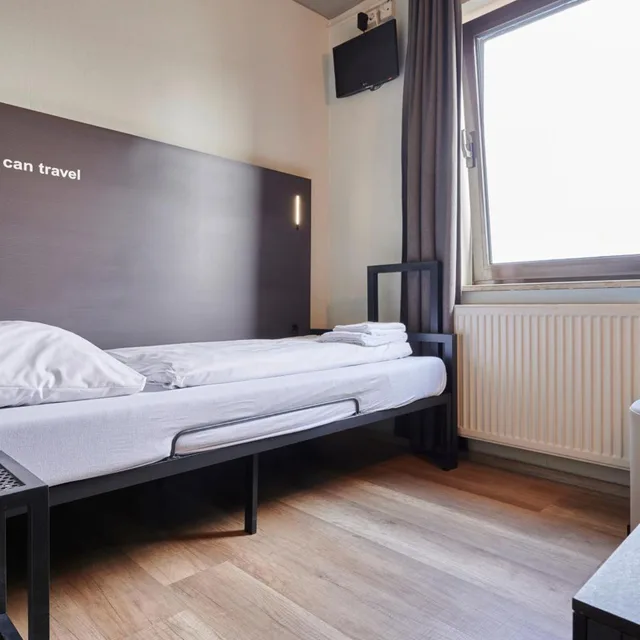 غرفة مفردة بحمام مشترك، a&o Hamburg Reeperbahn 3/19
