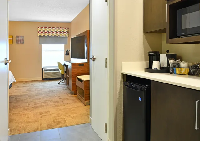 غرفة تنفيذية بسرير كينج، Hampton Inn Santee-I-95 8/8