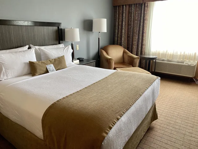 Room, 2 Queen Beds, 1.5 Bathrooms، Inn on Prince Hotel and Conference Centre Truro 1/7