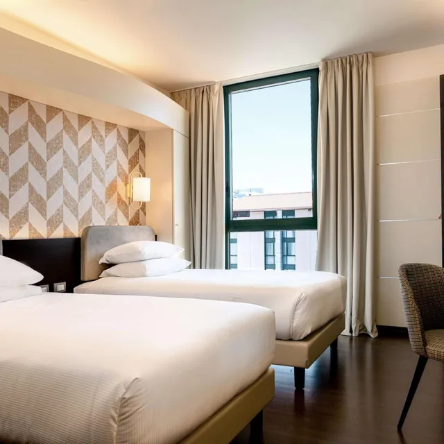 غرفة بسرير فردي، DoubleTree by Hilton Milan Malpensa 2/6