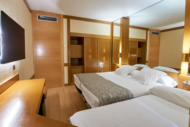 Standard, Twin Beds, Murphy Bed، Los Arcos 4/7