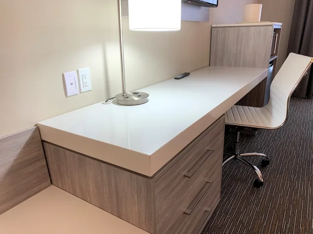 غرفة ديلوكس بسريرين كوين، Wingate by Wyndham Kanata West Ottawa 8/10