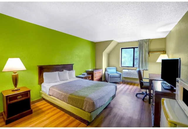 2 Full Beds - Smoking، Motel6 Morehead, KY 5/10