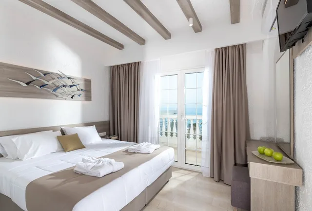 2 Bedrooms, Deluxe, Double and Twin Beds, Sea View, 2 Bathrooms، Porto Greco Village Beach Hotel - All Inclusive 1/5