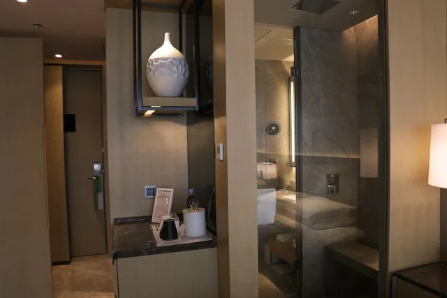 غرفة ديلوكس بسريرين منفصلين، Courtyard By Marriott Shanghai Hongqiao 4/4