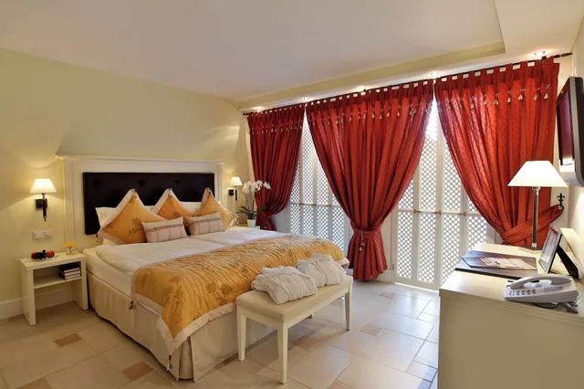 شقة بسرير كوين مع أريكة، Hotel La Casa Tubingen 1/2