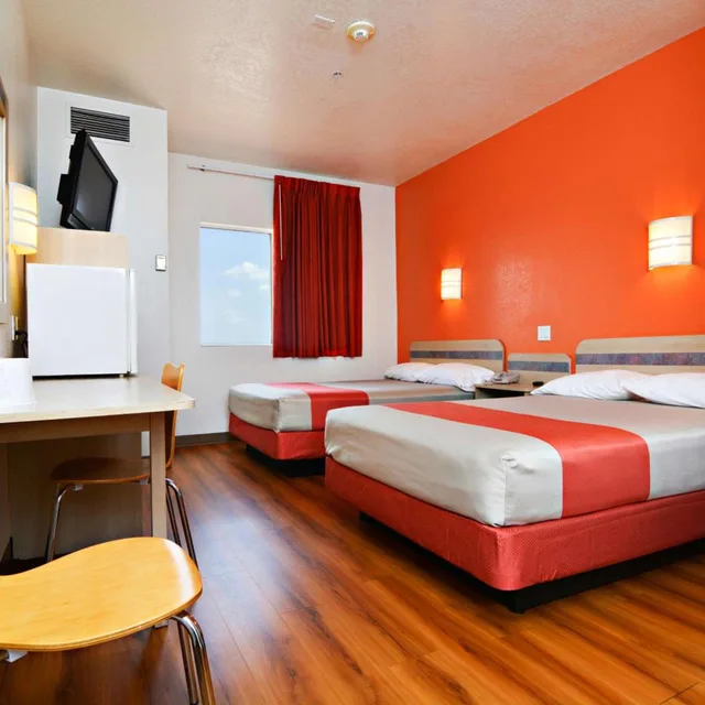 غرفة رباعية، Motel6 Benson, AZ 1/10