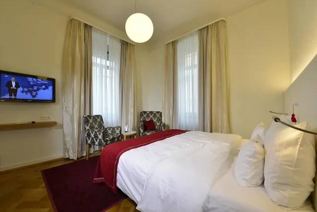 جناح جونيور بسرير كينج، Hotel Victoria, BW Signature Collection 3/4