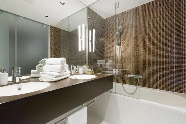 2 Bedrooms, Deluxe, Apartment, 2 Queen Beds, Executive Level, Sofa، Rafael Kaiser - Business Apartments 6/7