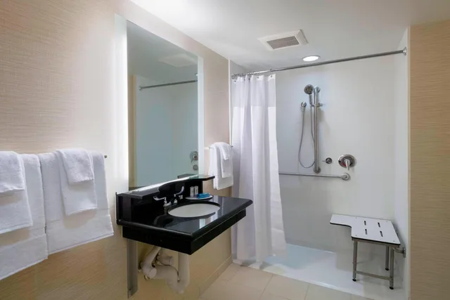 غرفة قياسية بسرير كينج، Fairfield Inn Suites By Marriott Paramus 7/8