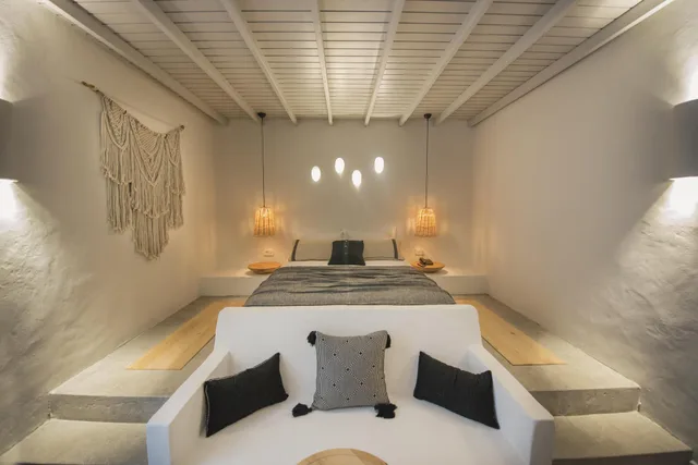 غرفة كلاسيكية بسرير كينج، Yacht Boheme Hotel – Boutique Class – Adults Only 1/1