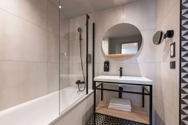 استوديو بسريرين منفصلين بمطبخ صغير بحوض استحمام، Tulip Residences Joinville-Le-Pont 3/5