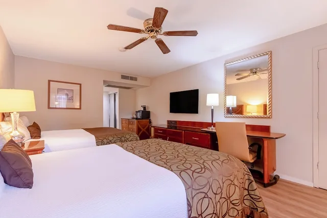 غرفة بسريرين كوين لغير المدخنين، Historic Coronado Motor Hotel by OYO 5/10