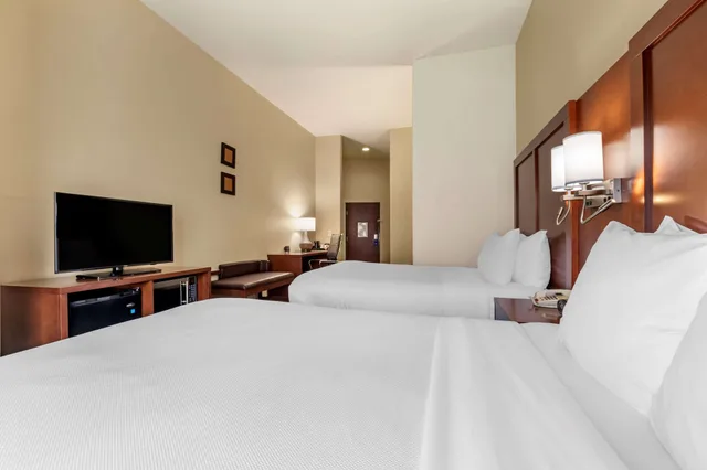 جناح مع أريكة، Comfort Suites West Dallas Cockrell Hill 4/4