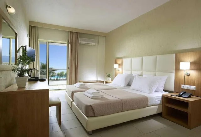 غرفة قياسية بإطلالة على البحر، Malia Bay Beach Hotel And Bungalows 5/10