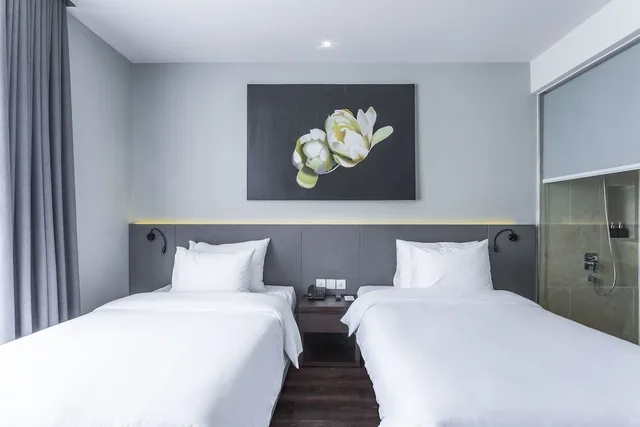 غرفة سوبيريور بسريرين منفصلين، Everland Hotel 1/10