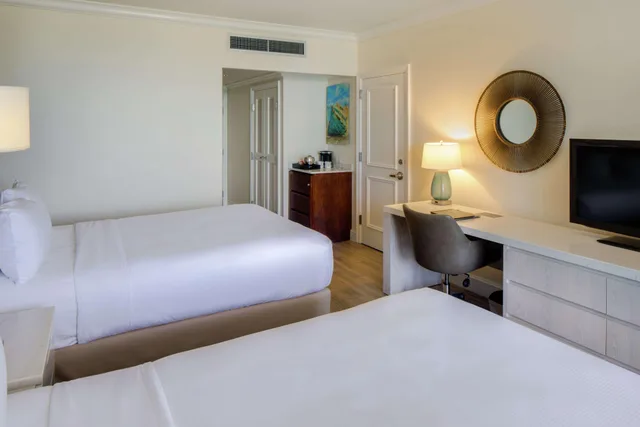 Room, Double Bed, Bay View، Hilton Barbados Resort 2/8