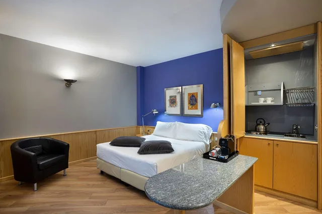 غرفة سوبيريور بسرير كوين، Best Western Plus Executive Hotel And Suites 2/3