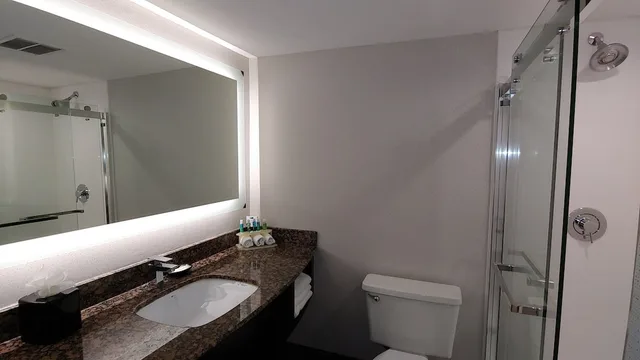 جناح بسريرين مزدوجين، Holiday Inn Express Rolling Mdws Schaumburg Area 5/5