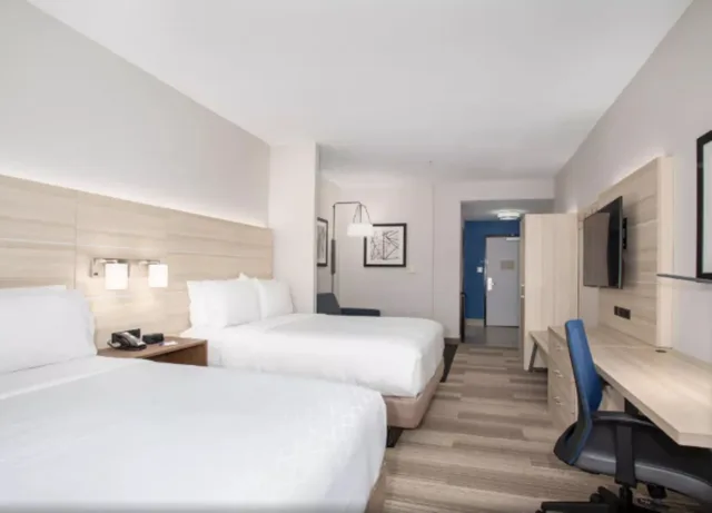 غرفة بسرير كوين لذوي الإعاقة، Holiday Inn Express & Suites Phoenix - Glendale Sports Dist 1/2