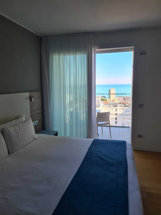Grand, King Bed, Sea View, Hesperia Hotel & Residence 1/8