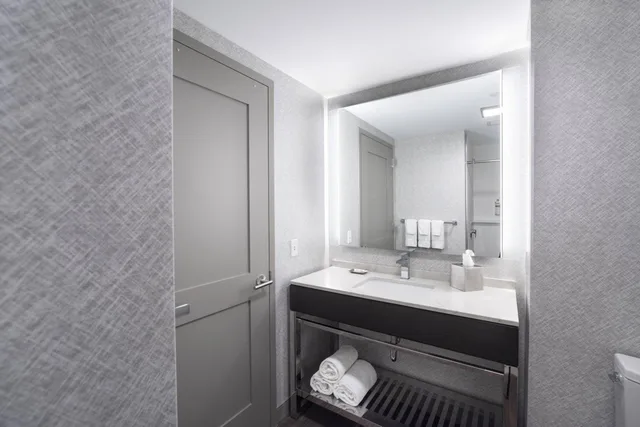 غرفة بسرير كينج، Fairfield Inn And Suites By Marriott Boston Logan Airport/Chelsea 13/15
