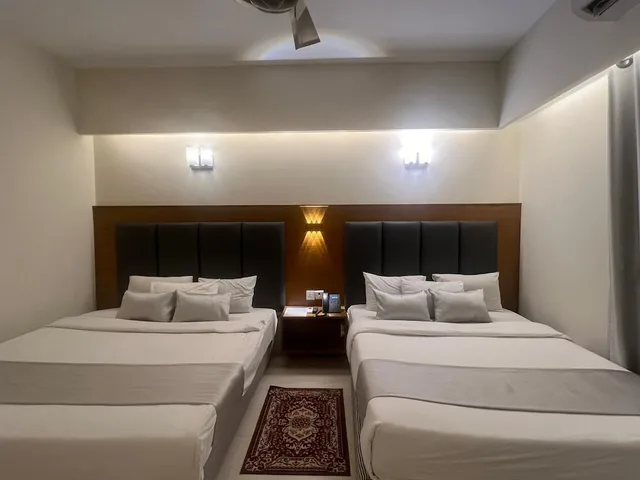 غرفة قياسية بسرير كوين بإطلالة على المدينة، Hotel Kollol By J & Z Group 3/10