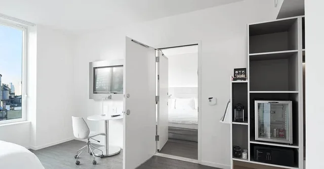 غرفة عائلية بإطلالة على المدينة، INNSiDE New York NoMad 7/7