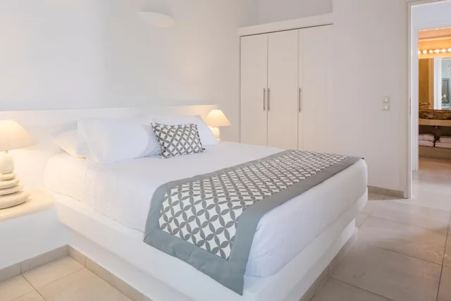 2 Bedrooms, Suite, Sea View, Outdoor Jetted Tub، Amber Light Villas 4/10