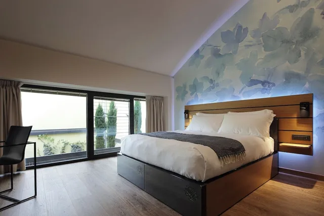 Tower, Superior, King Bed، Versoverde Alzaia Naviglio Grande 1/1