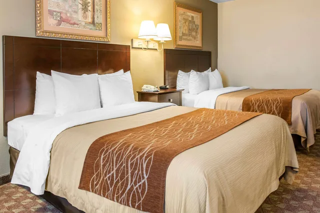 غرفة بسريرين كوين، Quality Inn Defiance 3/4