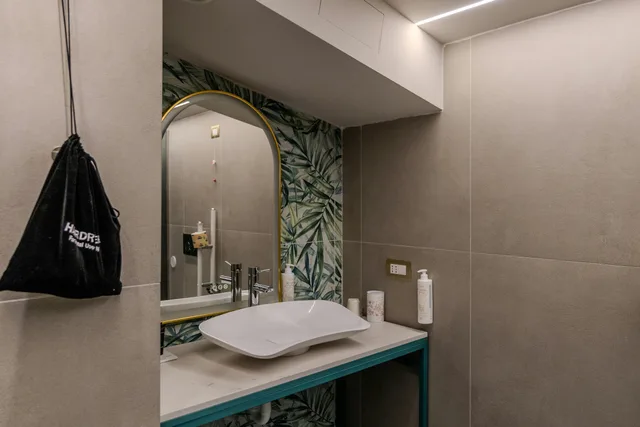 غرفة سوبيريور بسرير كينج لذوي الإعاقة، Terradamari Resort & Spa Marina di Modica, Tapestry Collection by Hilton 2/4