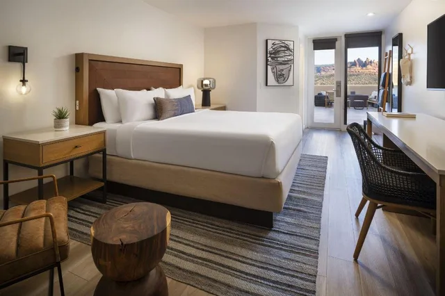 Red Rocks, Guest Room, King Bed, with View, Terrace، Sky Rock Sedona, a Tribute Portfolio Hotel 3/10