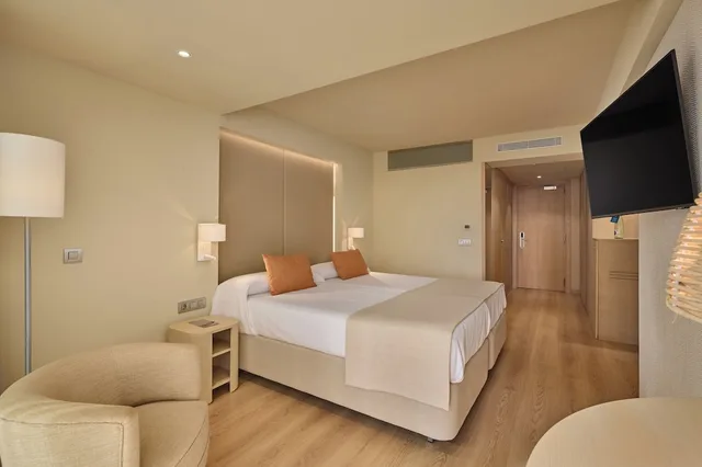 Room, Double Bed, Pool View, Hipotels Don Juan 7/10