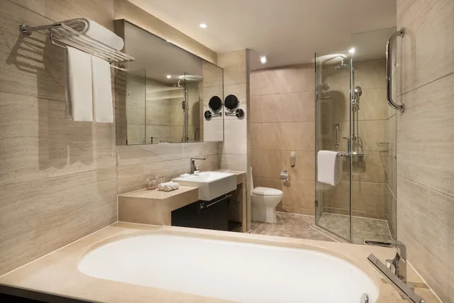 جناح بسرير فردي بغرفة نوم واحدة بمنطقة جلوس مع دخول صالة النادي لذوي الإعاقة، Crowne Plaza Shanghai Xiayang Lake 8/8