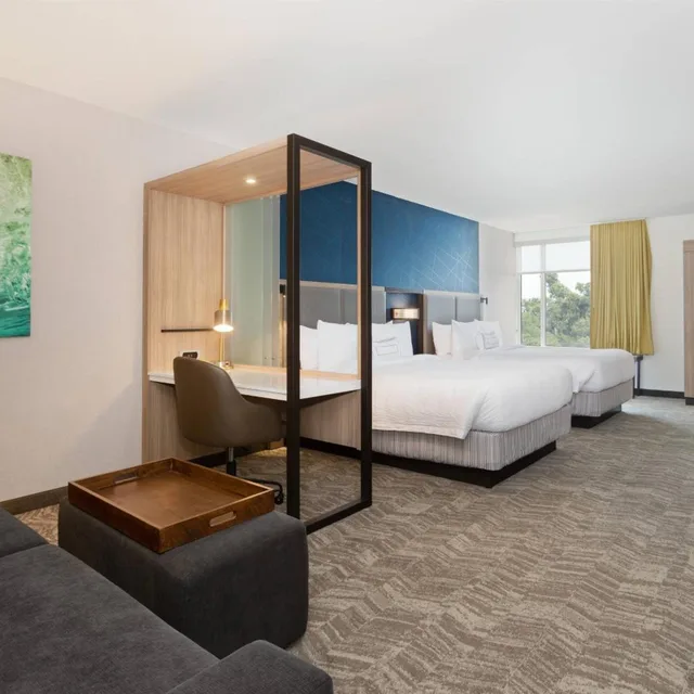 جناح كبير بسريرين كوين مع سرير سحّاب إضافي، SpringHill Suites by Marriott Ocala 3/9