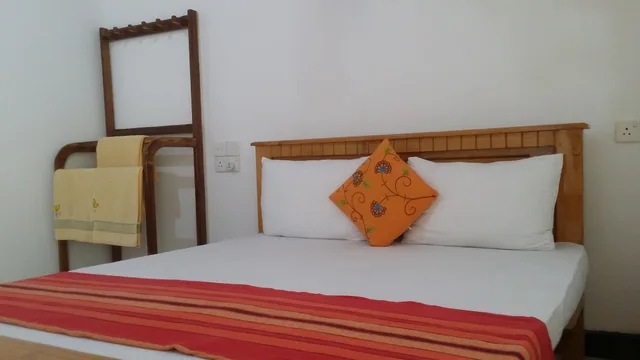 غرفة ديلوكس بسرير كوين بإطلالة على الحديقة للمدخنين، Rich Resort & Restaurant 3/5