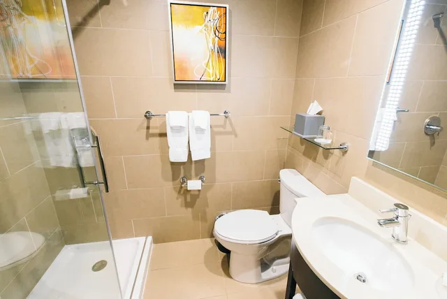 غرفة قياسية بسرير كوين، Crowne Plaza Harrisburg Hershey 3/4